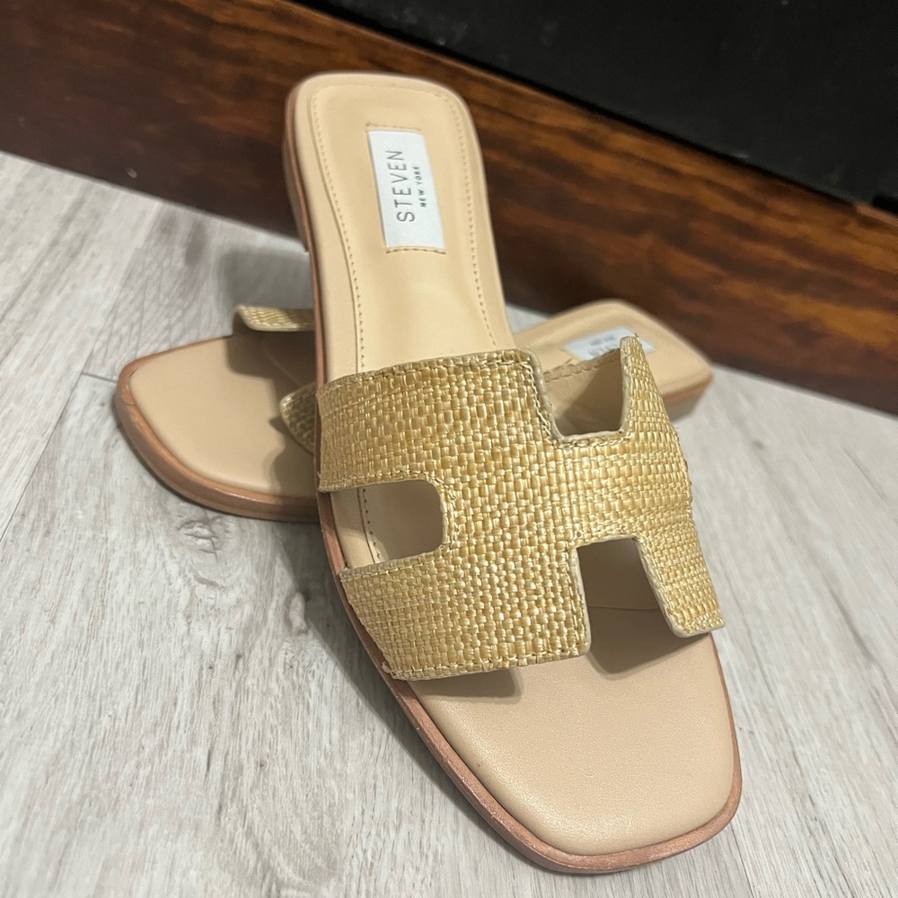 Seven7 Women's Gold Slide Sandals